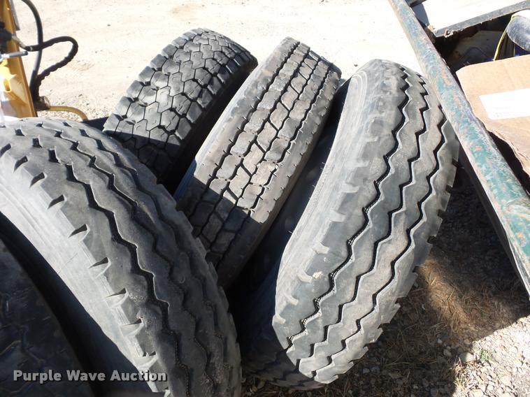 image for item BG9597 (6) 11R24.5 tires and wheels