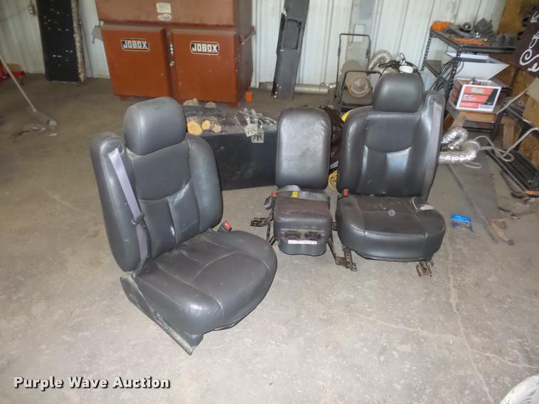 image for item BG9598 Chevrolet vinyl pickup truck front seats