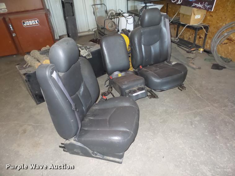 image for item BG9598 Chevrolet vinyl pickup truck front seats