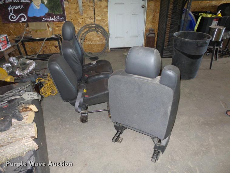 image for item BG9598 Chevrolet vinyl pickup truck front seats