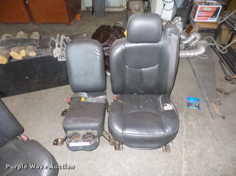 image for item BG9598 Chevrolet vinyl pickup truck front seats