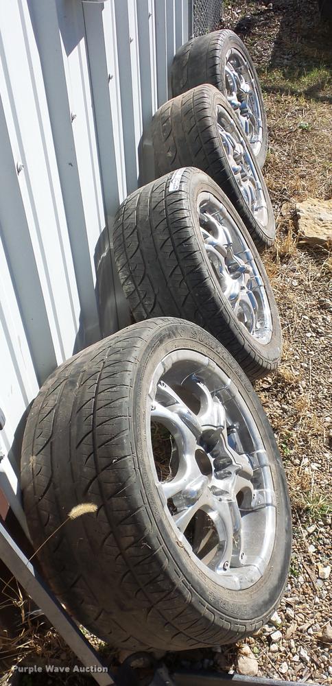image for item BG9599 (4) 245/55ZR17 tires and wheels