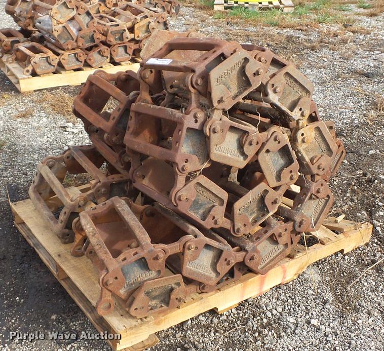 image for item BG9604 Grouser steel skid steer tracks