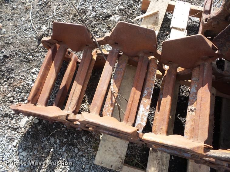 image for item BG9604 Grouser steel skid steer tracks