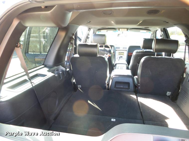 image for item BG9610 2006 Lincoln Navigator SUV