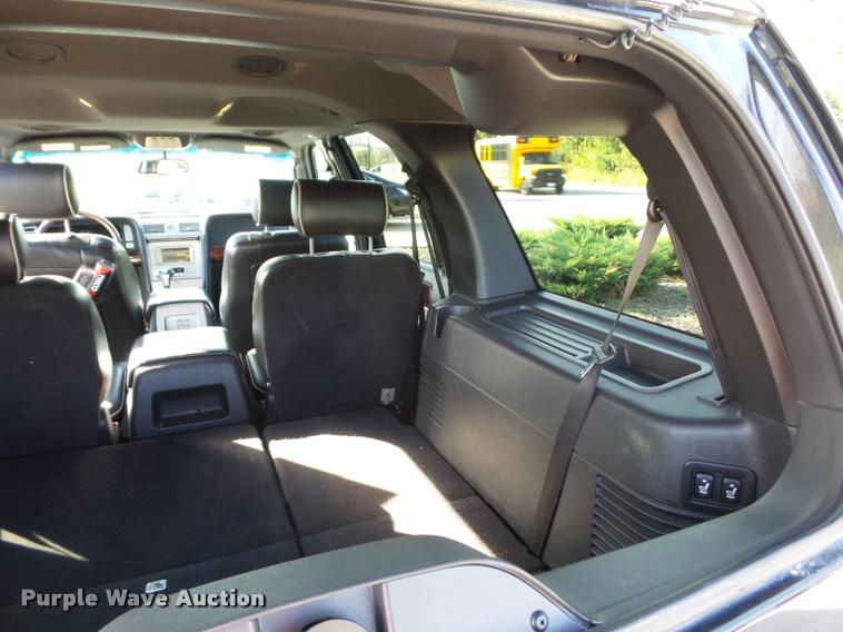 image for item BG9610 2006 Lincoln Navigator SUV