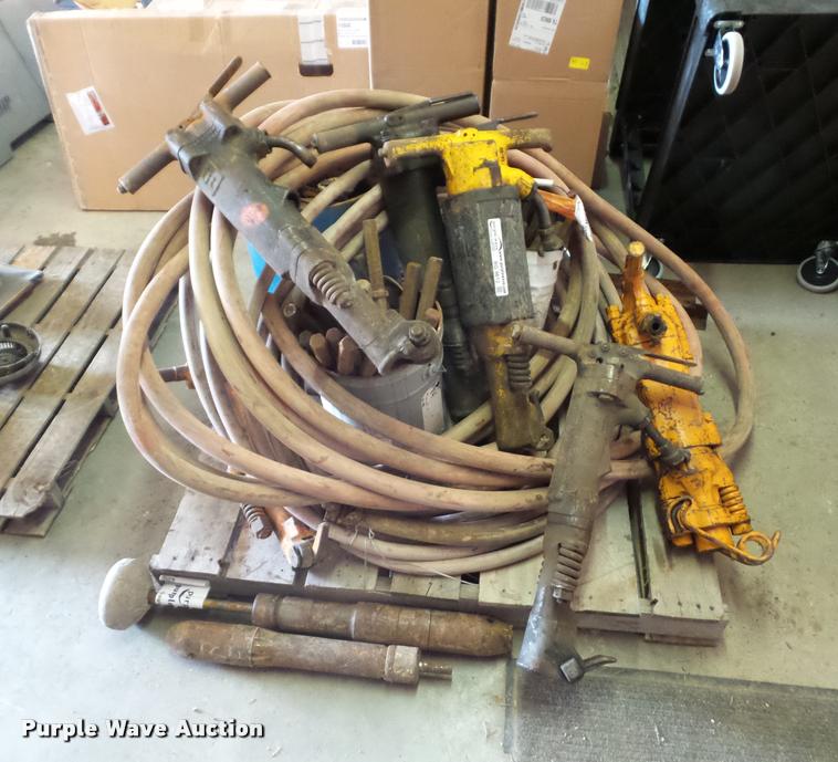 image for item BG9612 Pneumatic jack hammers