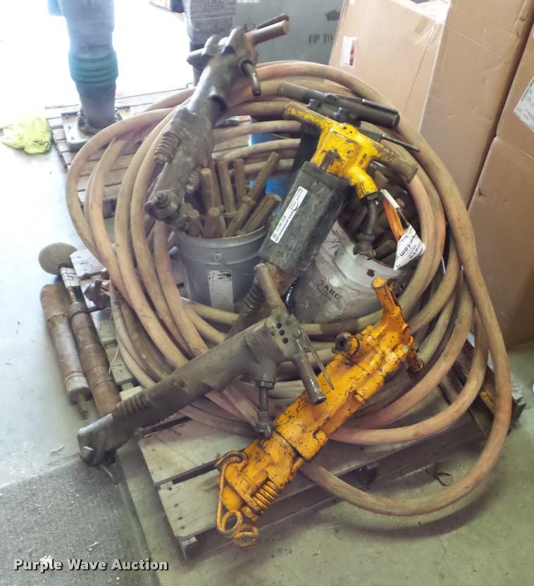 image for item BG9612 Pneumatic jack hammers