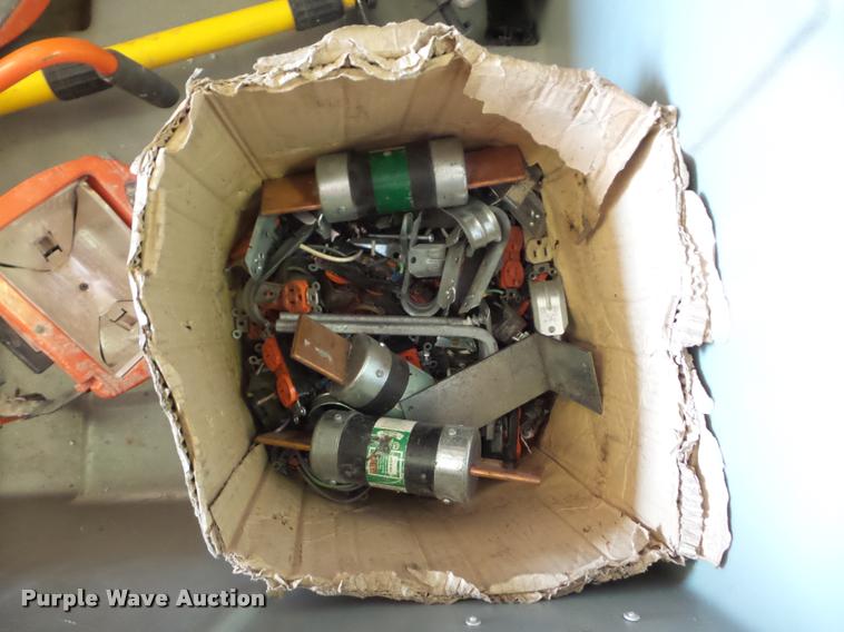 image for item BG9614 Halogen lights