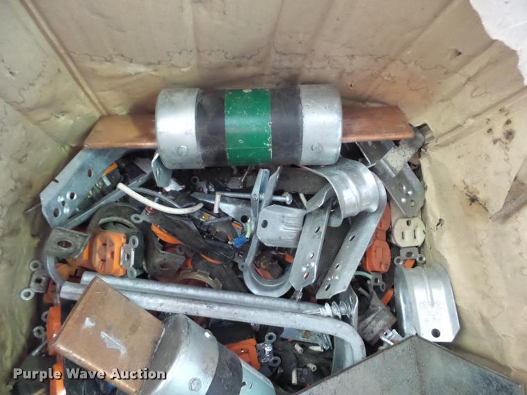 image for item BG9614 Halogen lights