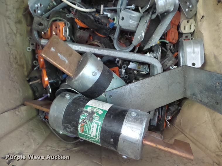 image for item BG9614 Halogen lights