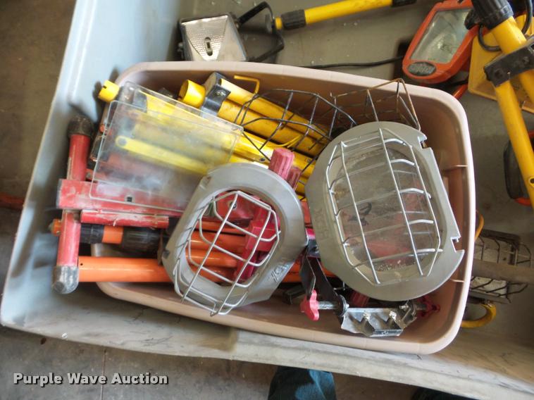 image for item BG9614 Halogen lights