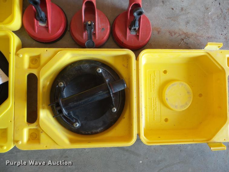 image for item BG9614 Halogen lights