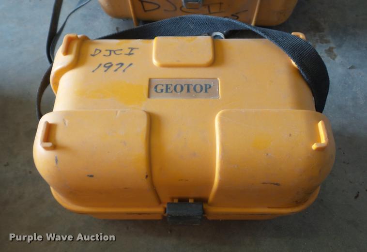 image for item BG9615 (7) surveying levels