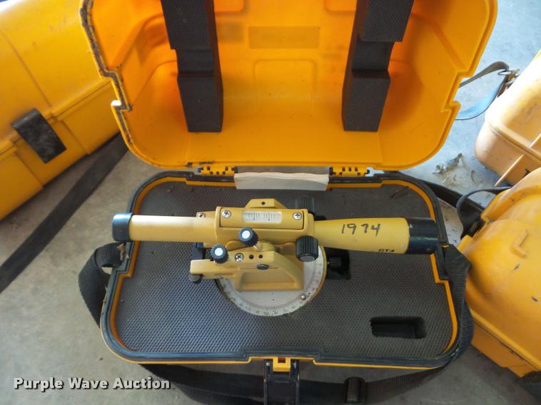 image for item BG9615 (7) surveying levels