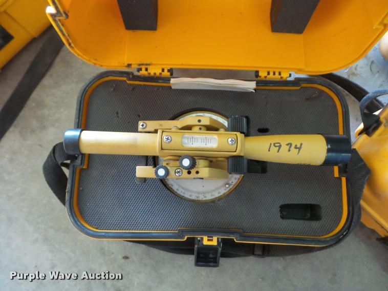 image for item BG9615 (7) surveying levels