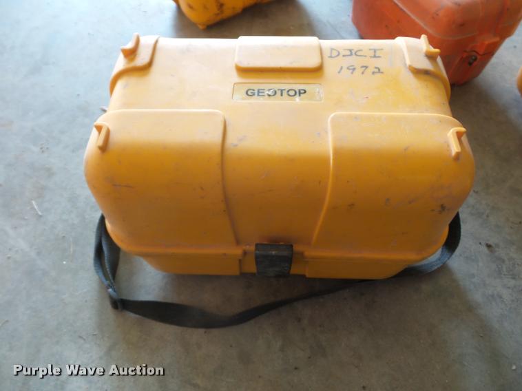 image for item BG9615 (7) surveying levels