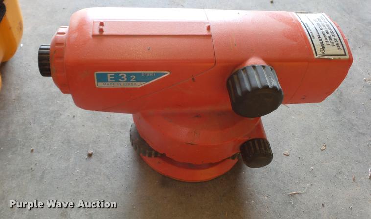 image for item BG9615 (7) surveying levels