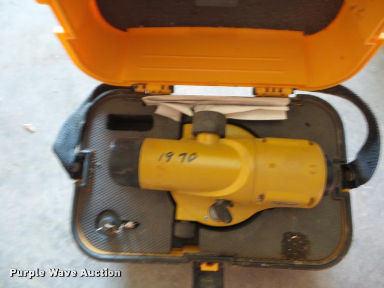 image for item BG9615 (7) surveying levels