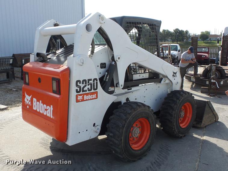 image for item BG9643 2011 Bobcat S250 skid steer