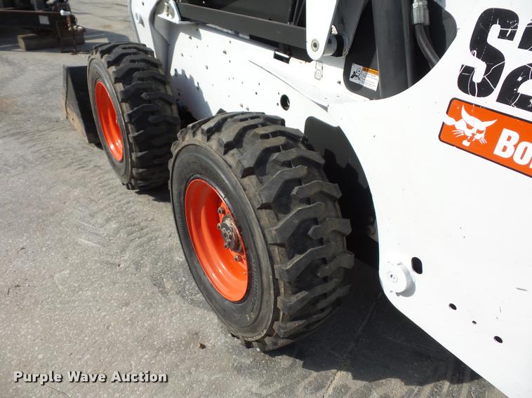 image for item BG9643 2011 Bobcat S250 skid steer