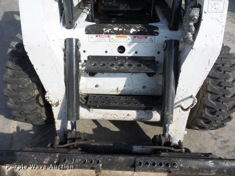 image for item BG9643 2011 Bobcat S250 skid steer