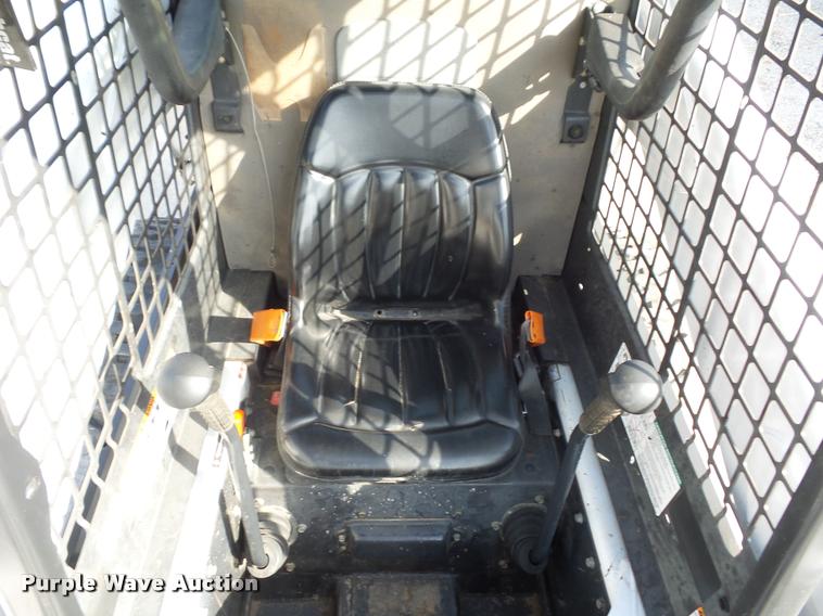 image for item BG9643 2011 Bobcat S250 skid steer