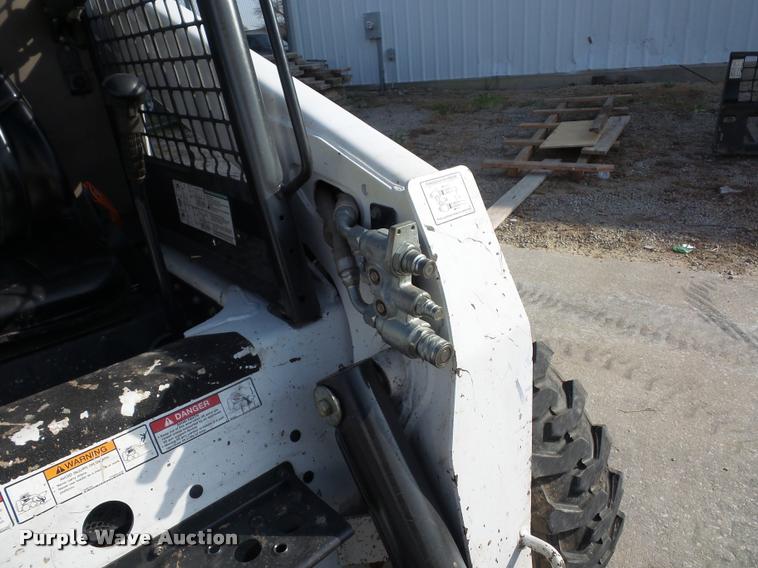 image for item BG9643 2011 Bobcat S250 skid steer