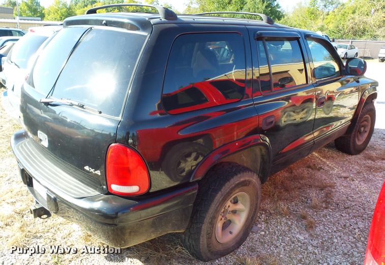 image for item BG9647 2000 Dodge Durango SUV