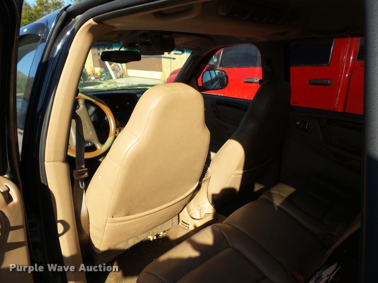 image for item BG9647 2000 Dodge Durango SUV