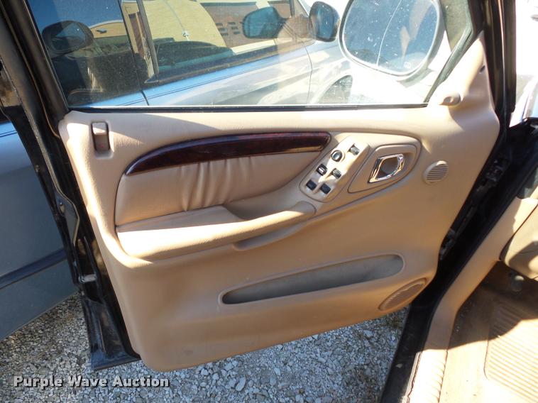 image for item BG9647 2000 Dodge Durango SUV