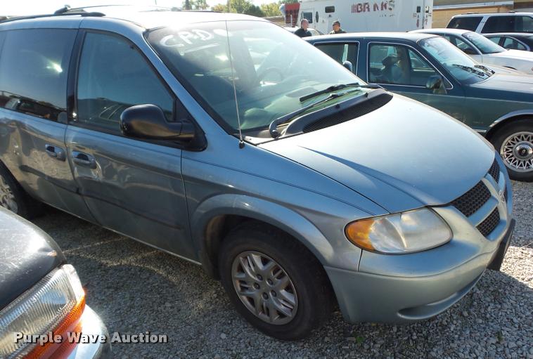 image for item BG9648 2003 Dodge Grand Caravan van