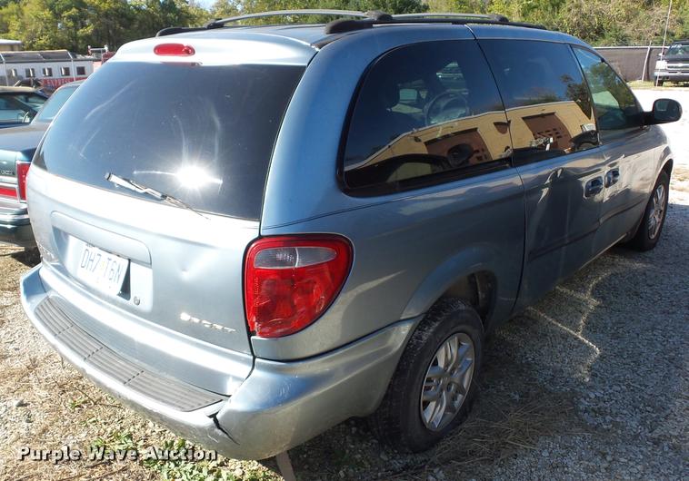 image for item BG9648 2003 Dodge Grand Caravan van