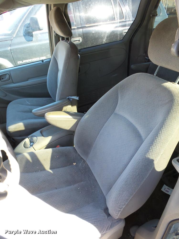 image for item BG9648 2003 Dodge Grand Caravan van