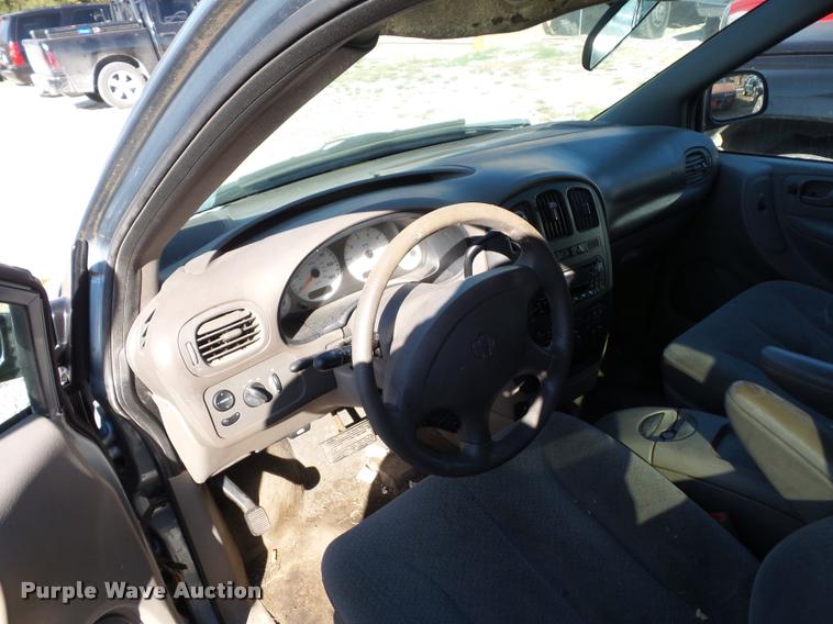 image for item BG9648 2003 Dodge Grand Caravan van