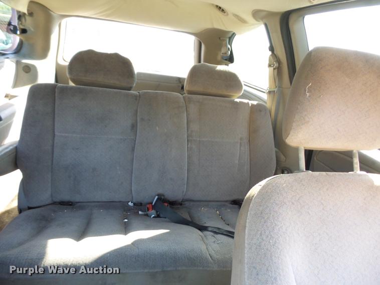 image for item BG9648 2003 Dodge Grand Caravan van