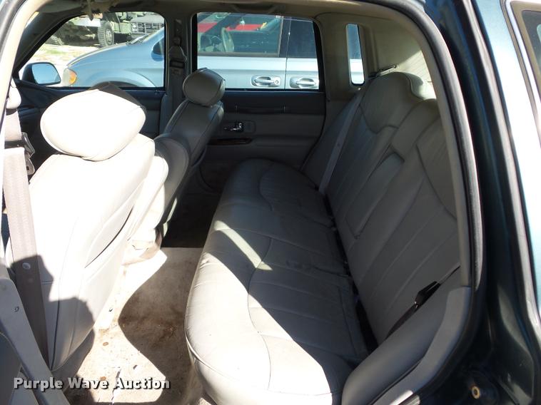 image for item BG9649 1996 Lincoln Town Car Executive