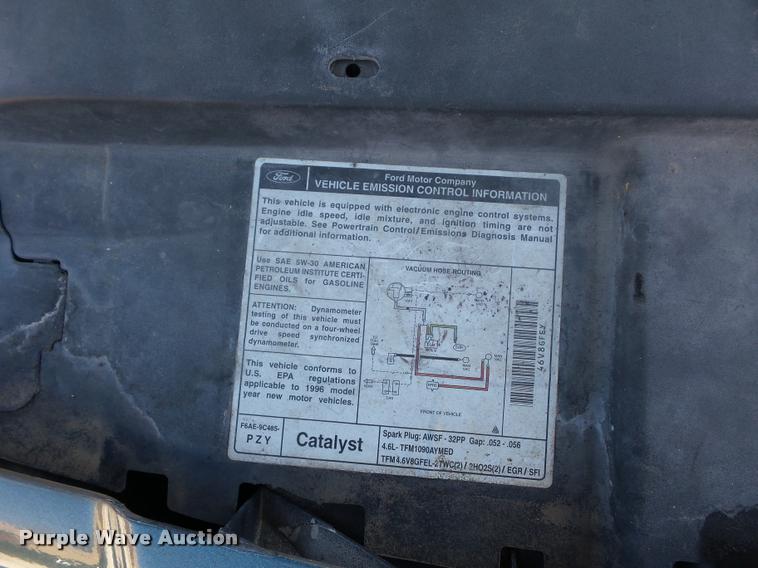 image for item BG9649 1996 Lincoln Town Car Executive