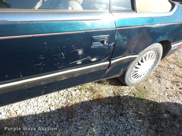 image for item BG9650 1993 Chrysler Lebaron LX convertible