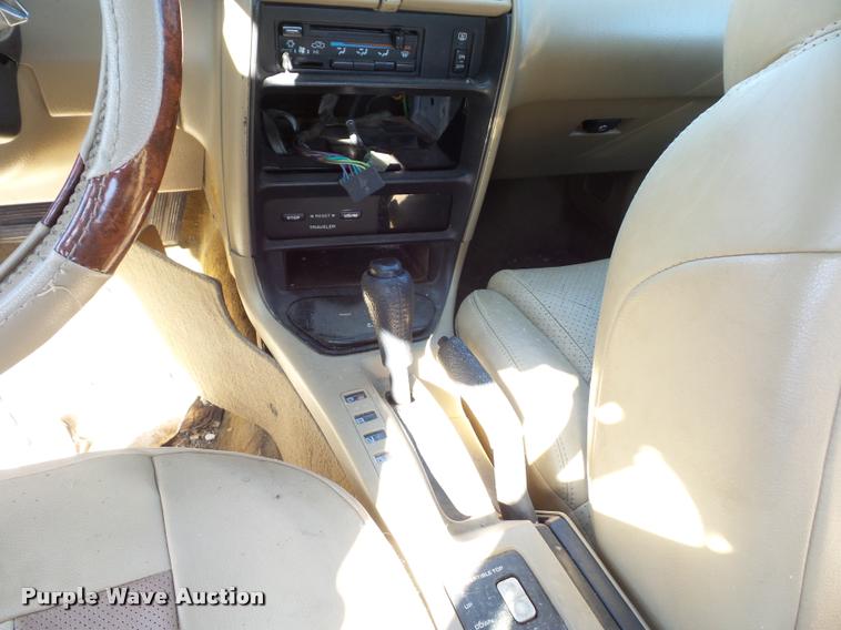 image for item BG9650 1993 Chrysler Lebaron LX convertible