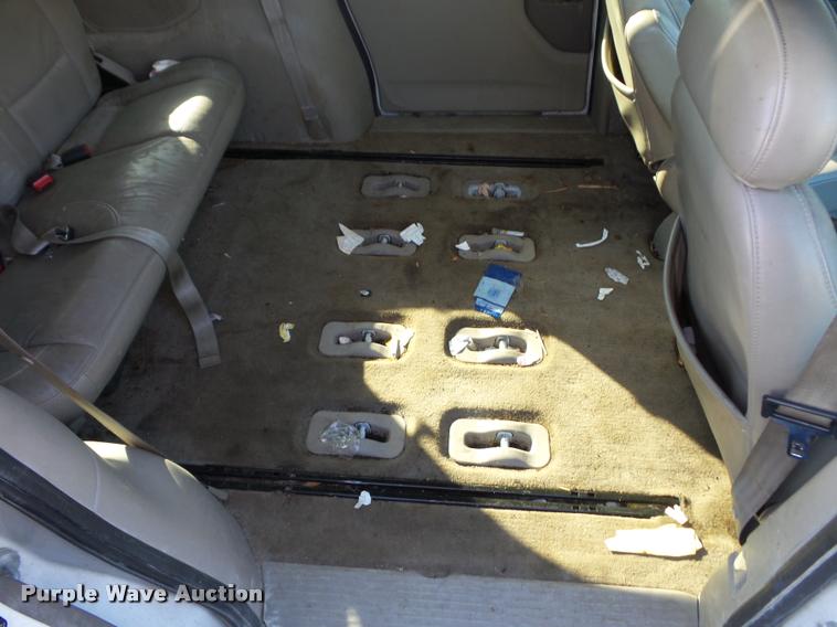 image for item BG9653 1999 Mercury Villager van