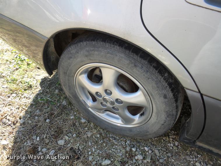 image for item BG9654 1997 Lexus ES300