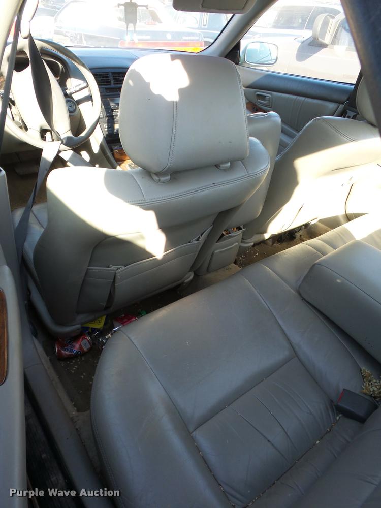 image for item BG9654 1997 Lexus ES300