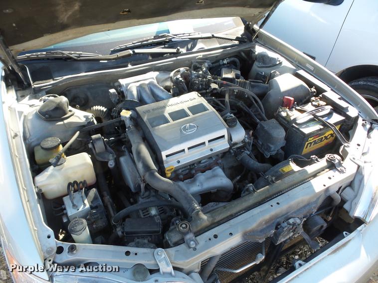 image for item BG9654 1997 Lexus ES300