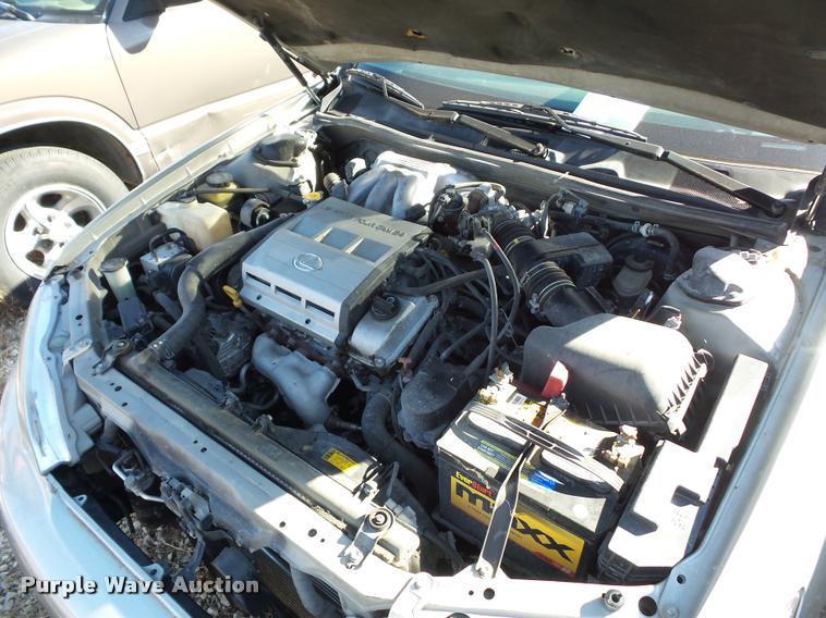 image for item BG9654 1997 Lexus ES300