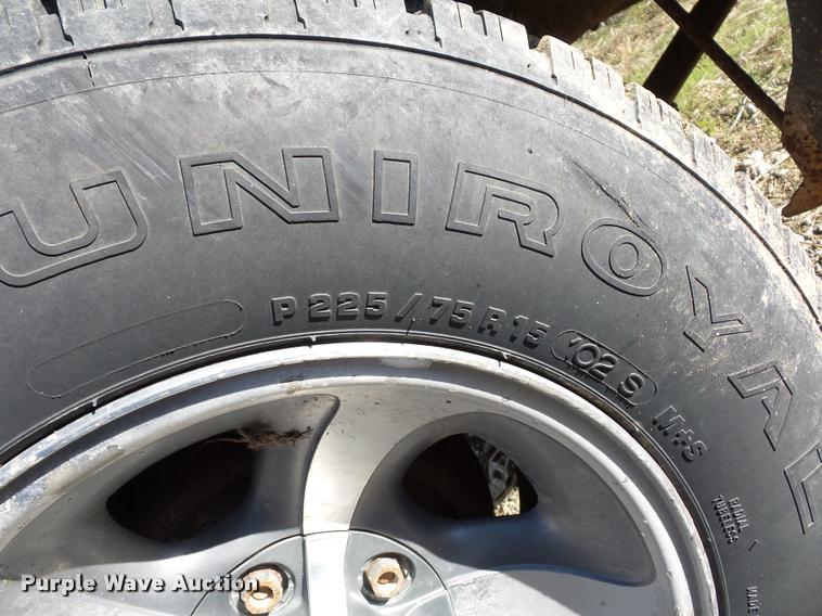 image for item BG9655 1998 Chevrolet S10 pickup truck