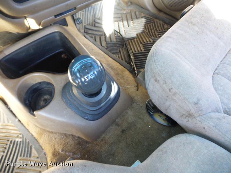 image for item BG9655 1998 Chevrolet S10 pickup truck