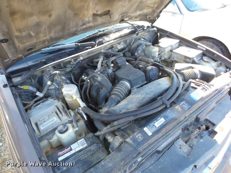 image for item BG9655 1998 Chevrolet S10 pickup truck