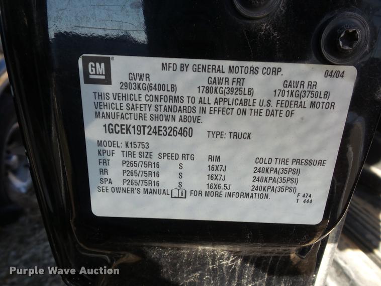 image for item BG9656 2004 Chevrolet Silverado 1500 Z71 Ext. Cab pickup truck