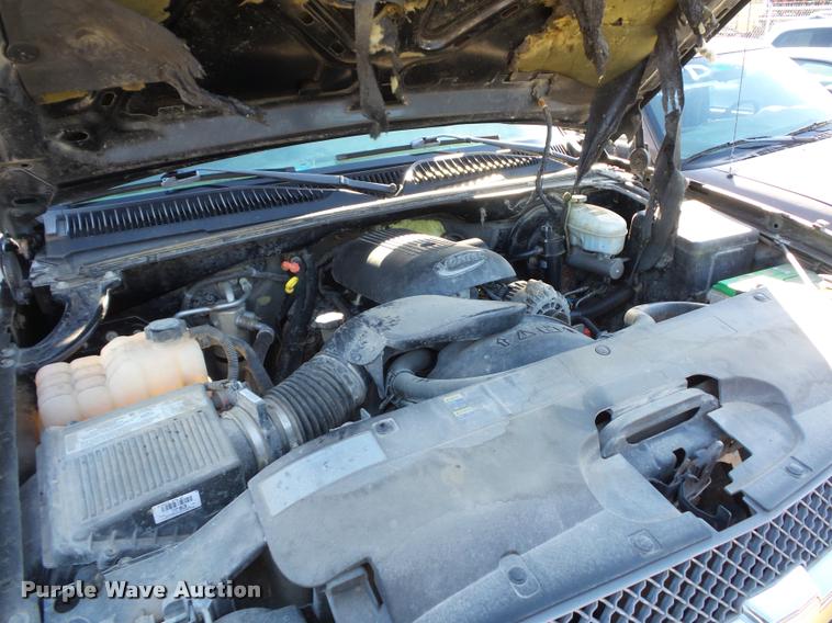 image for item BG9656 2004 Chevrolet Silverado 1500 Z71 Ext. Cab pickup truck